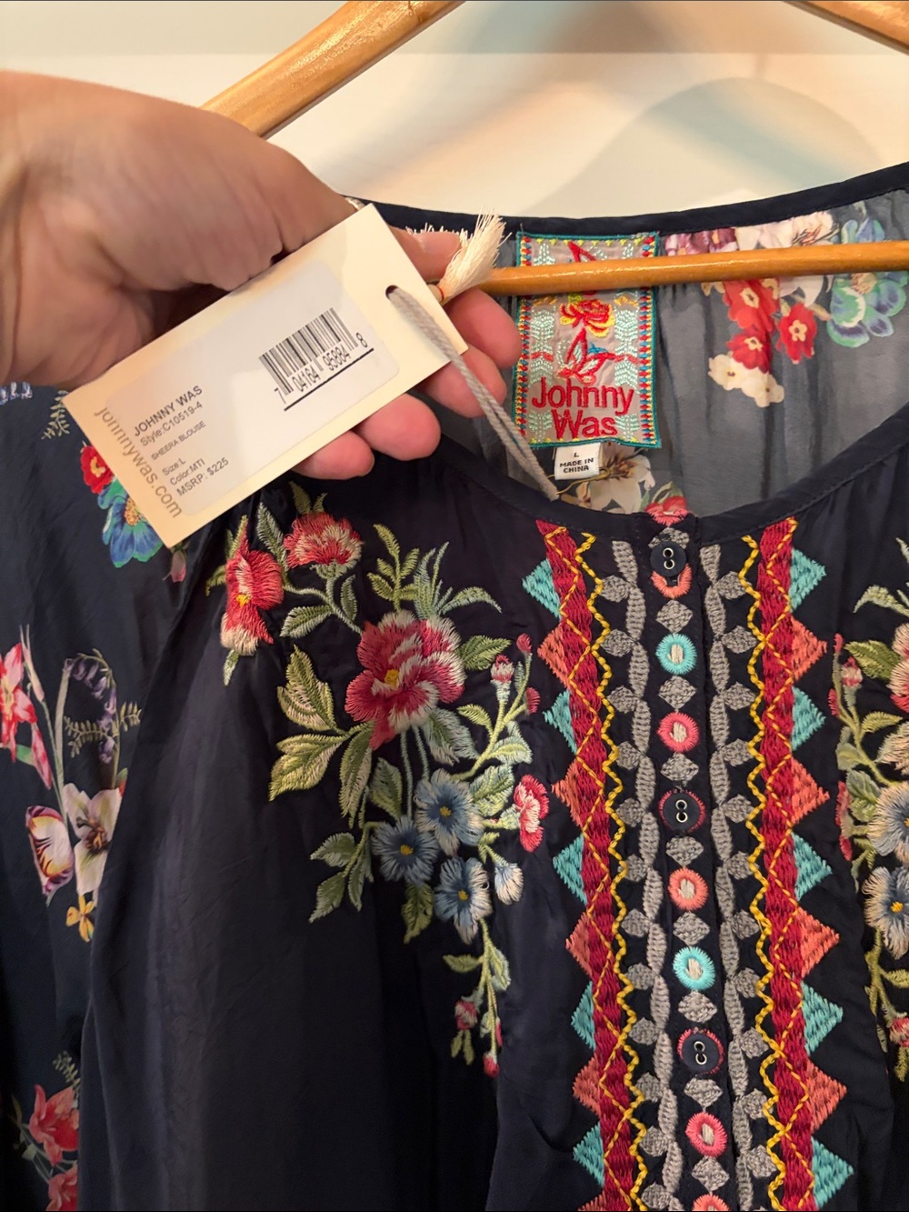 NWT Johnny Was Navy Sheera Blouse Large L Floral Top Flowy Boho Designer NEW - Picture 3 of 7